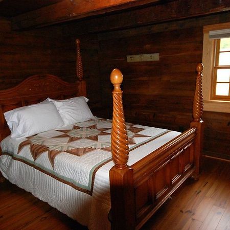 Silver Lake Bed And Breakfast (Adults Only) Харрисонберг Экстерьер фото
