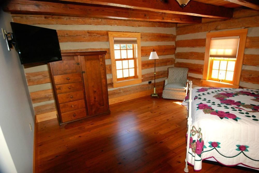 Silver Lake Bed And Breakfast (Adults Only) Харрисонберг Экстерьер фото