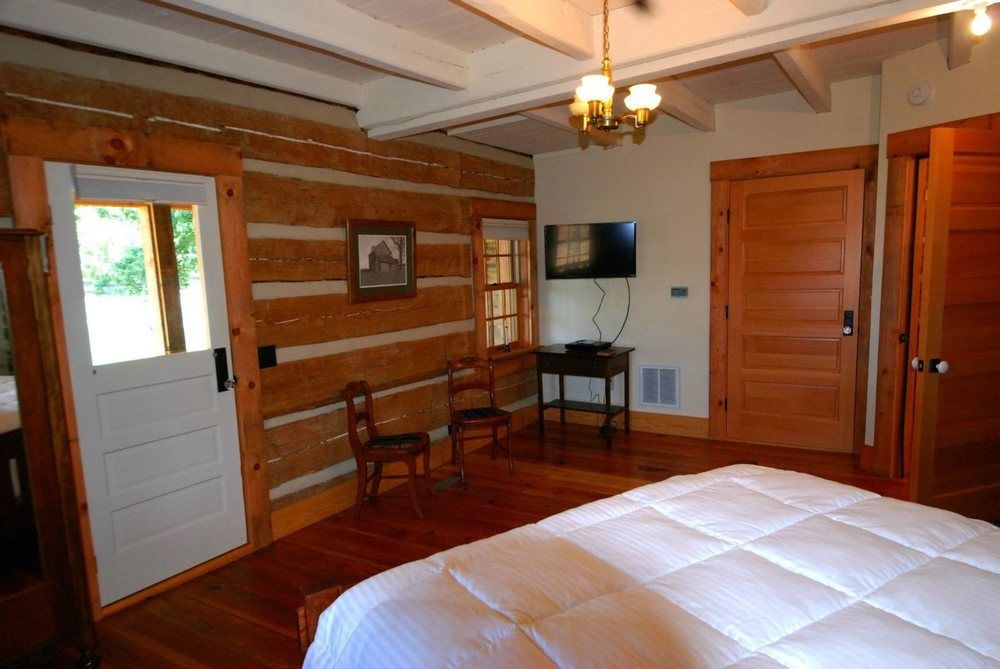 Silver Lake Bed And Breakfast (Adults Only) Харрисонберг Экстерьер фото